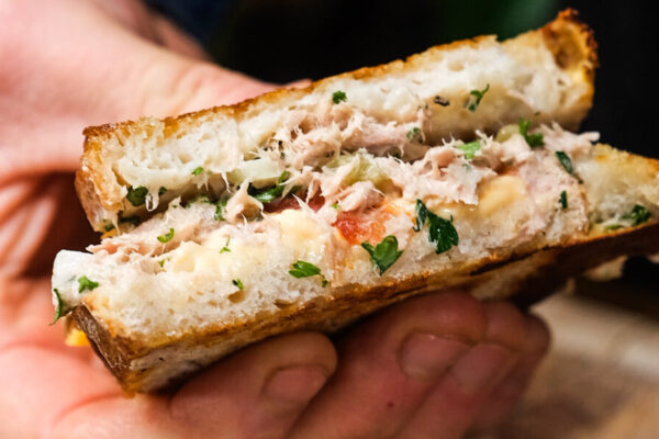 raijmakers heetmakers spicy tuna melt recipe